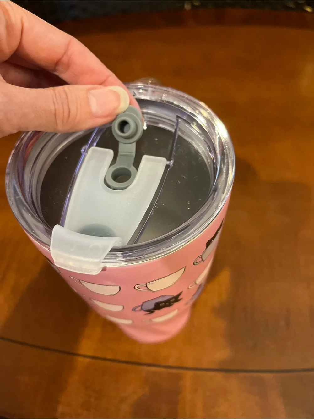 Cat-themed insulated tumbler. Double-walled, BPA-free stainless steel. 24 oz.